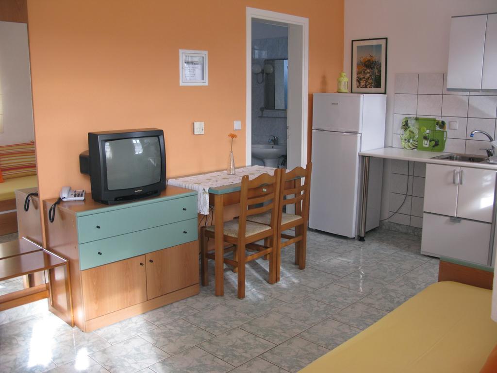 Seaview Aparthotel Νέα Ποτίδαια Εξωτερικό φωτογραφία